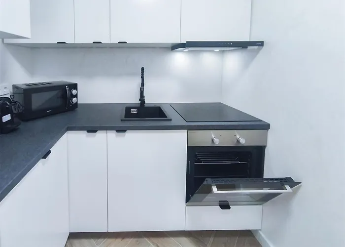 Alfa Einzelzimmer Teekueche Porsche Bosch L Gemeinschaftsbad Wifi Smarttv L Single With Kitchenette And Shared Bathroom Bs21a6 Lejlighed *